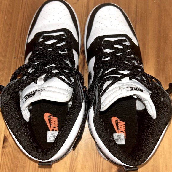 SOLD - Picture 6 of 7